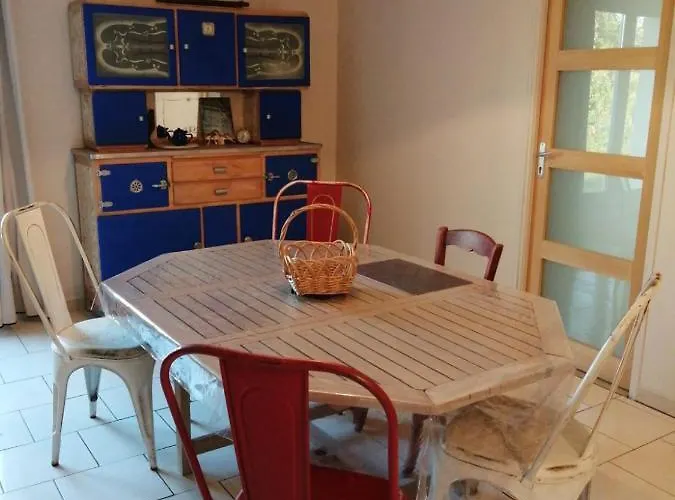 Maison De Pour 6 Personnes Au Coeur Du Gers 펜션 렉투르